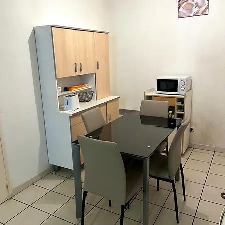 Location Courte Duree T2 Avec Terrasse A